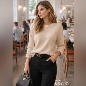 Orvis Women's Beige Ribbed Crew Neck Sweater 🤎 | M